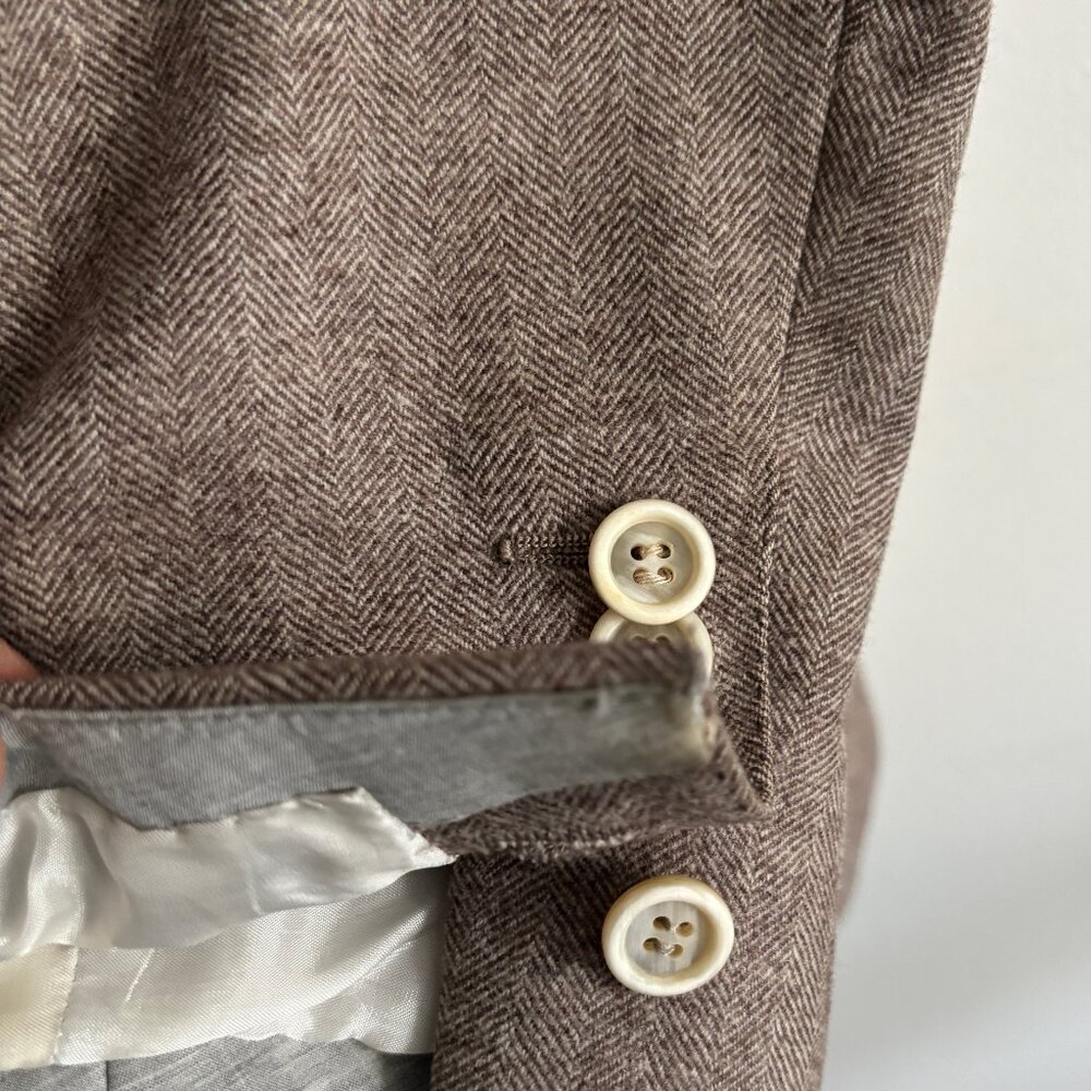 $5500 Brunello Cucinelli Wool Cashmere Herringbone Sport Coat Elbow Patch - 40 - Picture 6 of 16